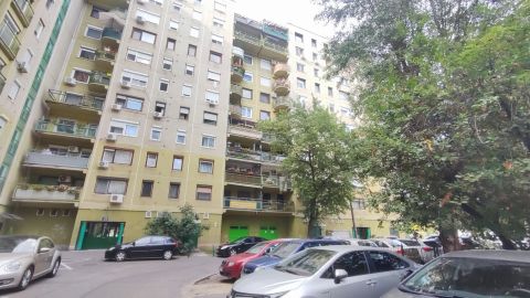 Eladó Lakás 1048 Budapest 4. kerület , Bőröndös utca