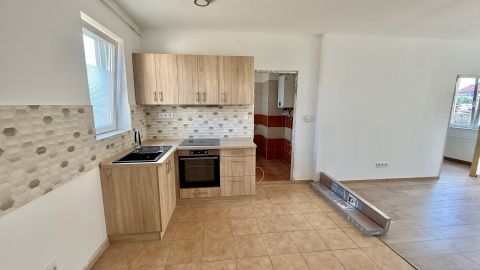 Kiadó Lakás 1154 Budapest 15. kerület 15. kerület Szentmihályi út 