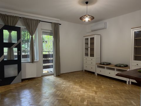 Kiadó Lakás 1025 Budapest 2. kerület , Zöldövezetben, a Császár-Komjádi Uszoda közvetlen közelében
