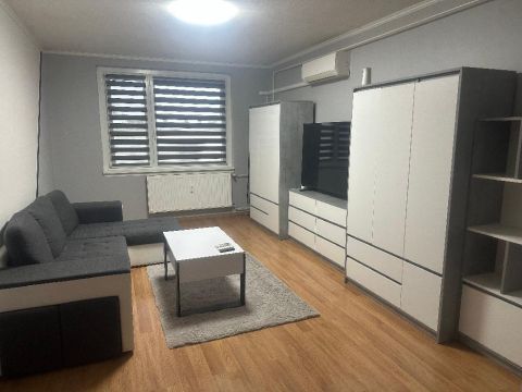 Eladó Lakás 8400 Ajka , 8400 Ajka, belváros
