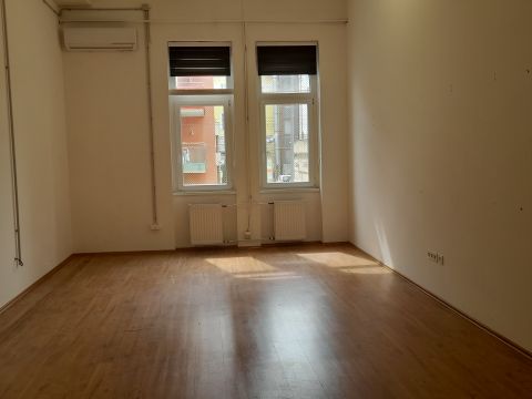 Kiadó Iroda 1089 Budapest 8. kerület 