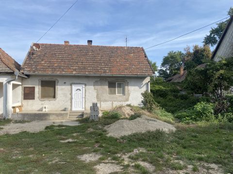 Eladó Ház 2344 Dömsöd Szabadság út környéke