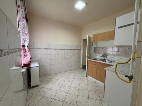 Eladó Ház 8500 Pápa , 8500 Pápa, Belváros