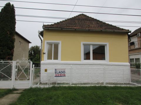 Eladó Ház 4465 Rakamaz , Rakamaz