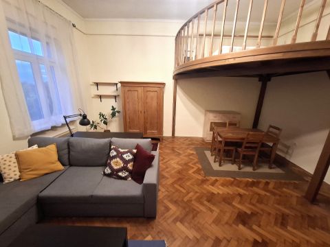 Eladó Lakás 1091 Budapest 9. kerület Nagyvárad tér közelében 