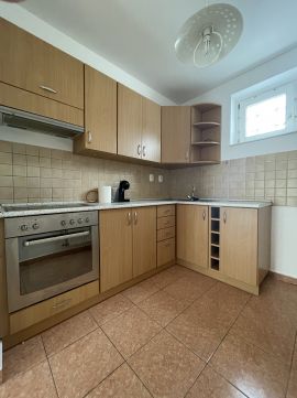 Kiadó Lakás 6000 Kecskemét Belvárosi lakás kiadó kiváló elhelyezkedéssel! 