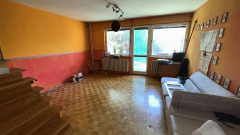 Eladó Ház 2000 Szentendre Pismány aljában, közel a központhoz.