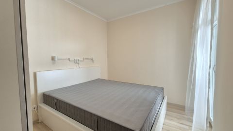 Kiadó Lakás 6000 Kecskemét 41 nm-es bútorozott, erkélyes lakás