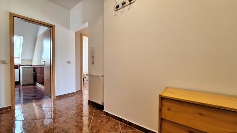 Kiadó Lakás 3300 Eger 