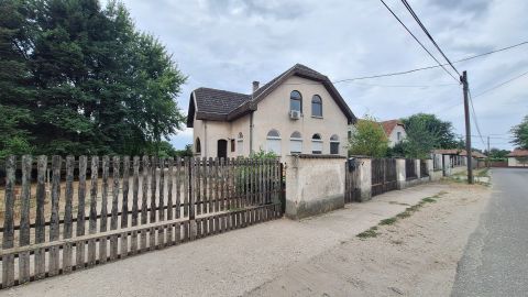 Eladó Ház 2730 Albertirsa 
