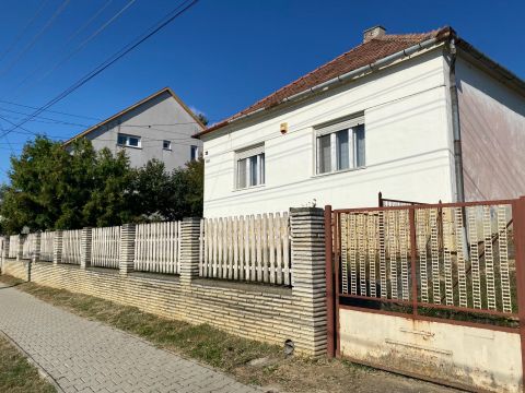 Eladó Ház 7720 Pécsvárad 