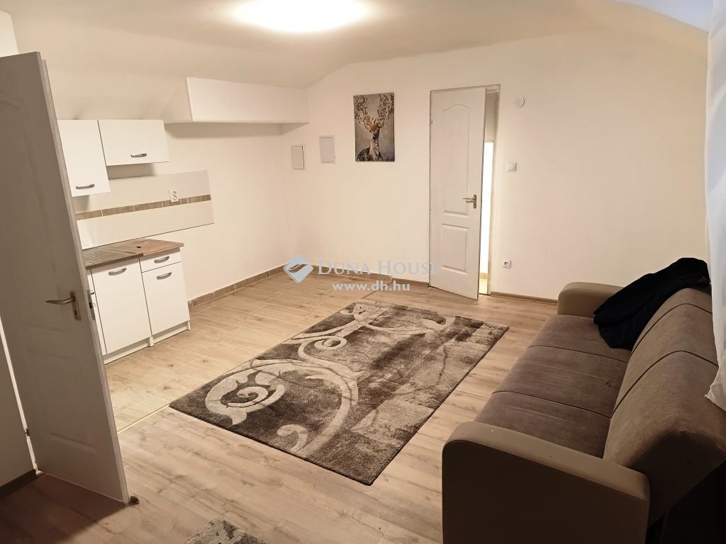1086 Budapest 8. kerület — 1/11