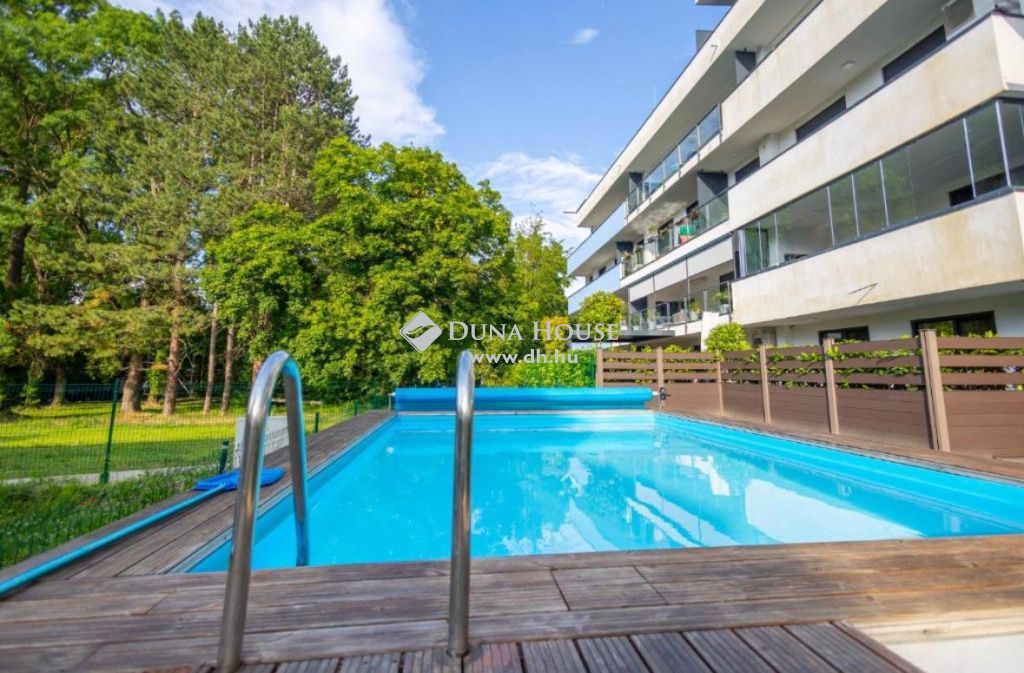 8623 Balatonföldvár , Balatonföldvár legszebb részén — 1/27