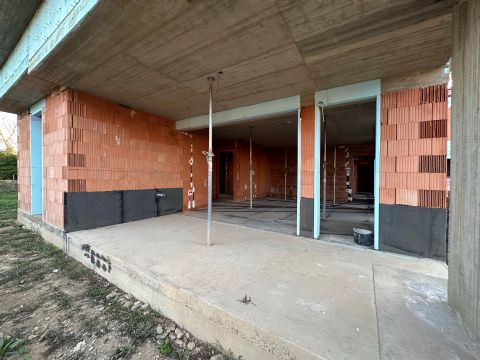 Eladó Lakás , Kozármisleny