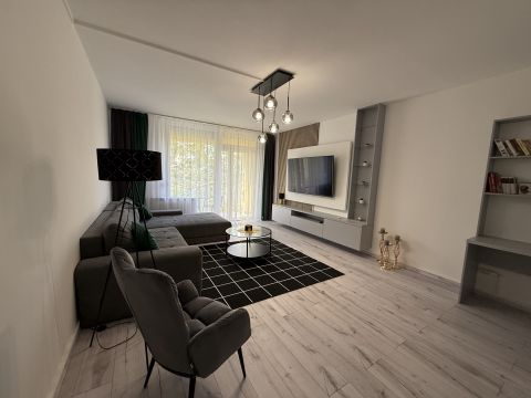 Eladó Lakás 6000 Kecskemét , Ide csak be kell költözni!