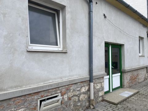 Eladó Iroda 9400 Sopron Széchenyi tér közelében, befektetési ingatlan eladó!