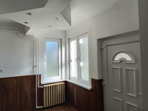 Eladó Ház 9173 Győrladamér 9173 Győrladamér, Falú központ