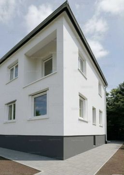 Eladó Ház 2340 Kiskunlacháza , Fejlújított családi ház, csendes környék!!