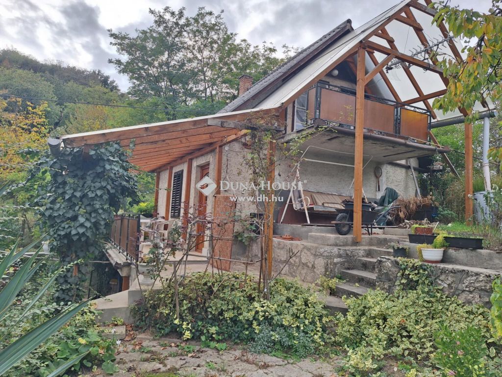 2544 Neszmély , Királykút völgye — 1/26