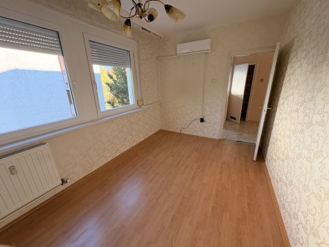 Eladó Lakás 4024 Debrecen Wesselényi-lakótelep