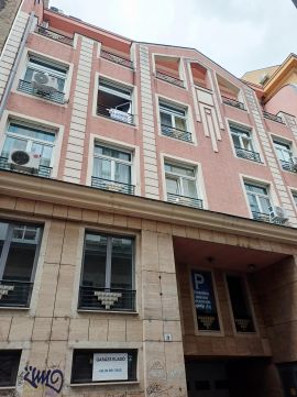 Eladó Lakás 1077 Budapest 7. kerület , A Wesselényi és Síp utca sarkánál, akár garázzsal együtt!