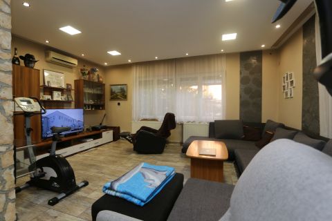 Eladó Ház 2143 Kistarcsa 