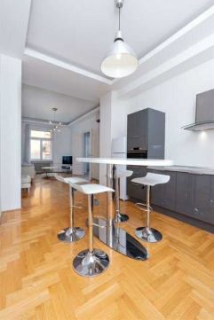 Eladó Lakás 1075 Budapest 7. kerület 