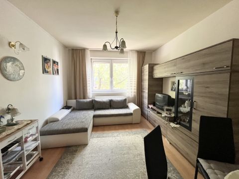 Eladó Lakás 4400 Nyíregyháza Belvároshoz közeli részén