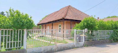 Eladó Ház 3580 Tiszaújváros , Tiszaszederkényen, 2 szobás családi ház