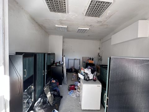 Kiadó Üzlethelyiség 1213 Budapest 21. kerület Borókás utca