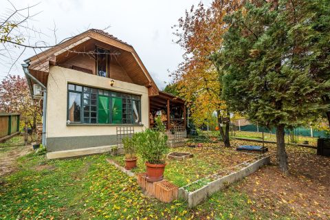 Eladó Ház 2119 Pécel 