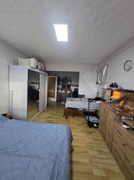 Eladó Lakás 8105 Pétfürdő 