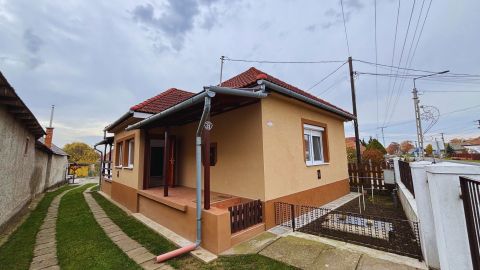 Eladó Ház 3562 Onga 