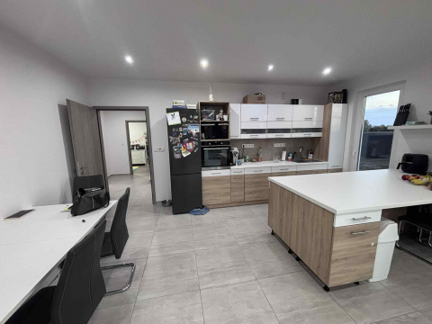 Eladó Ház 6772 Deszk 