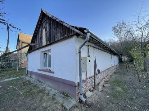 Eladó Ház 2215 Káva 