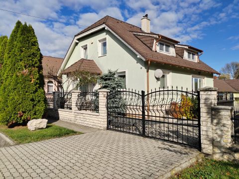 Eladó Ház 8460 Devecser 