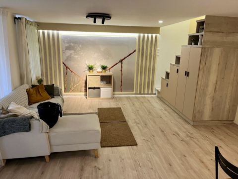 Eladó Lakás 1063 Budapest 6. kerület , Szondi u