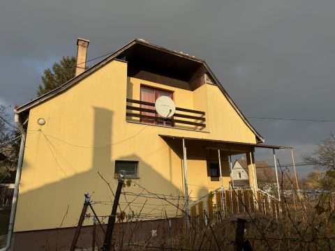 Eladó Ház 2310 Szigetszentmiklós , Kéktó Szabadidőpark közelében