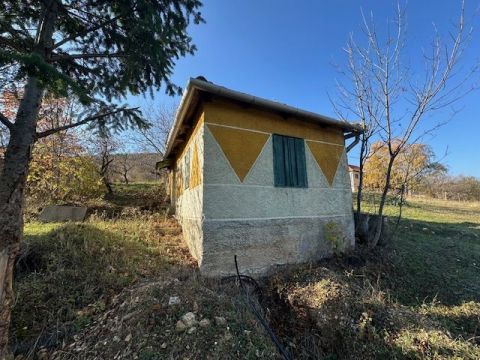 Eladó Ház 8083 Csákvár , Csákvár nyugodt részén