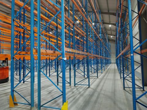 Eladó Ipari 4031 Debrecen , Ipari parkban ~6000 nm hasznos területtel.