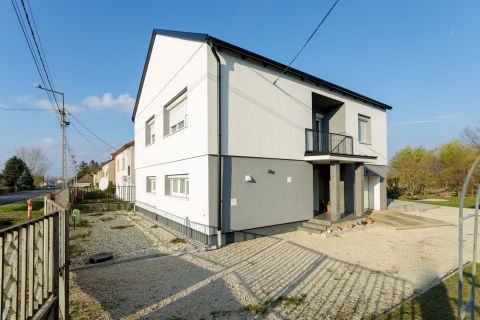 Eladó Ház 8438 Veszprémvarsány , Rákóczi Ferenc Utca közelében