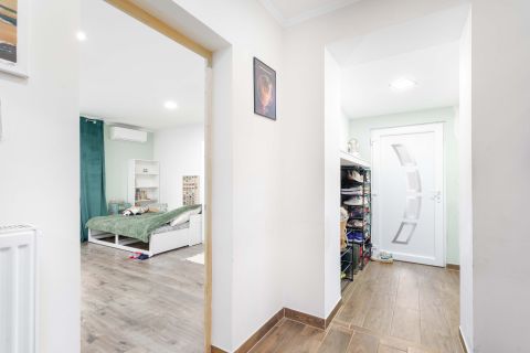 Eladó Ház 9121 Győrszemere , Felpéci út közelében