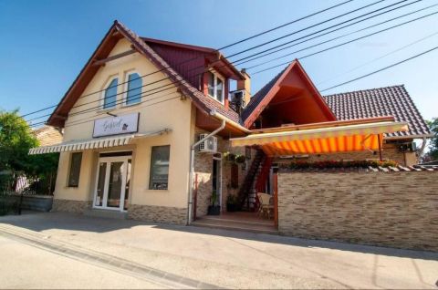 Eladó Üzlethelyiség 2220 Vecsés 