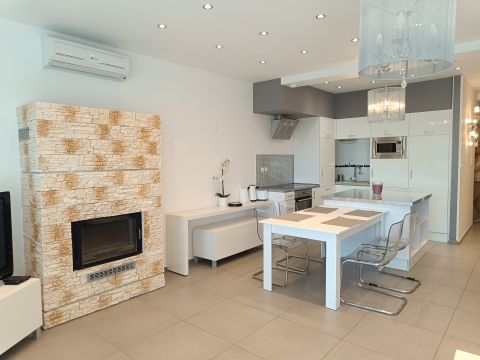 Eladó Lakás 1025 Budapest 2. kerület , Pálvölgy