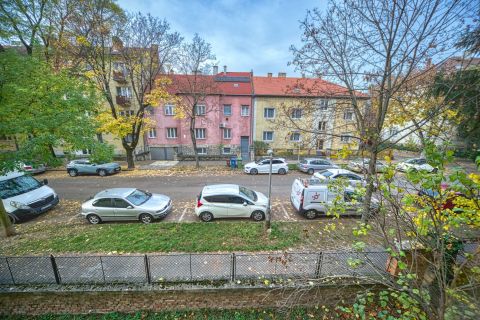 Eladó Lakás 7623 Pécs , Köztársaság Tér