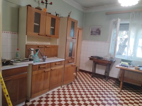 Eladó Ház 2030 Érd 