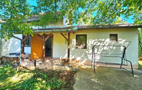 Eladó Ház 8852 Zákány Zákány híres Látóhegyén hétvégi ház eladó! 