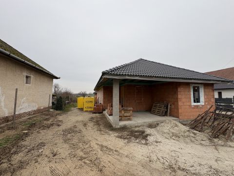 Eladó Ház 2365 Inárcs , Új építésű Ikerház Inárcs központjában