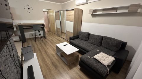 Eladó Lakás 8220 Balatonalmádi , Balatonalmádi Balatonfűzfői út közelében