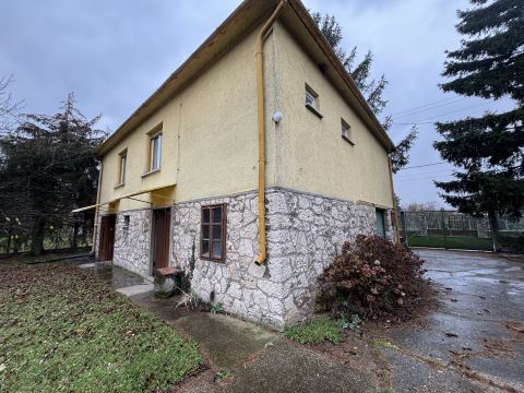 Eladó Ház 2543 Süttő 